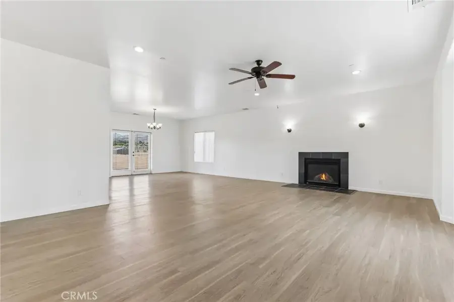 6087 Elsinore Road, Phelan, CA 92371 - #3