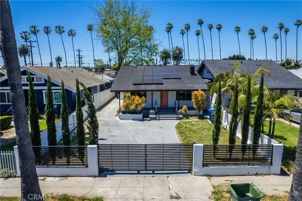 5107 Cimarron, Los Angeles, CA 90062