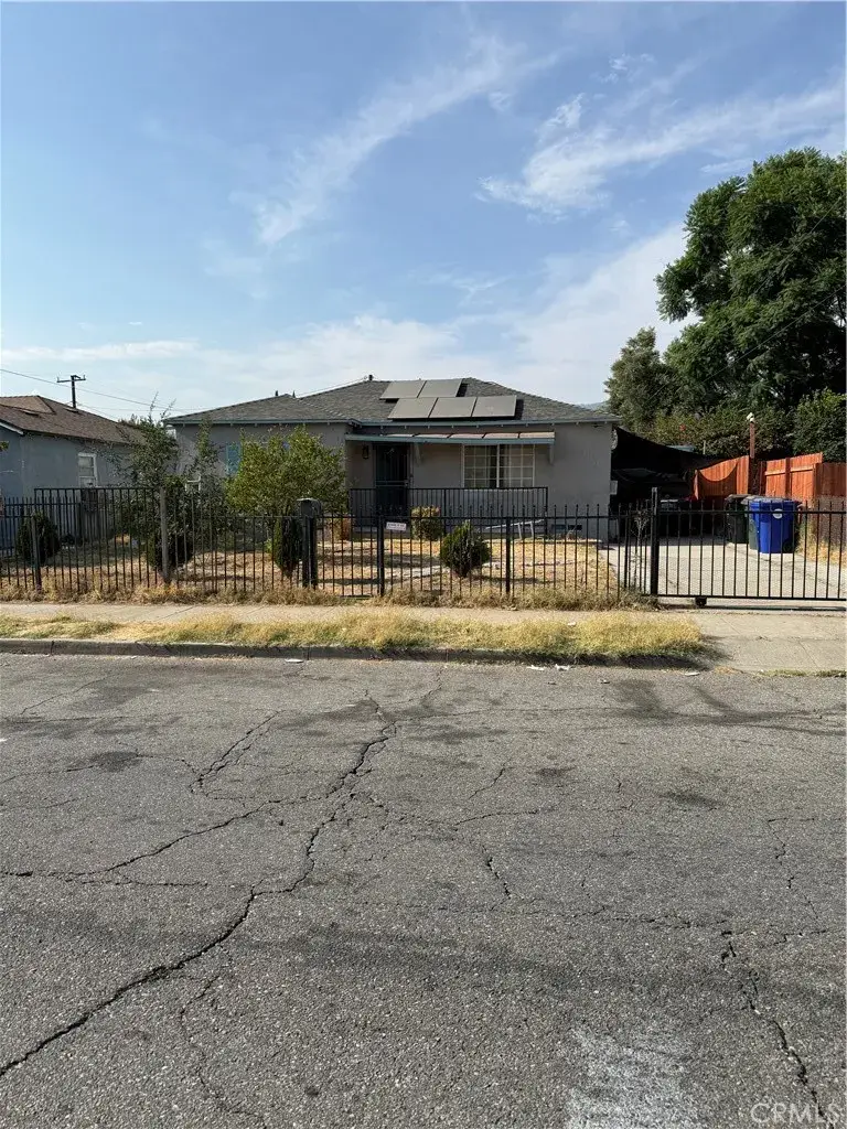 230 E 21st, San Bernardino, CA 92404 - #1
