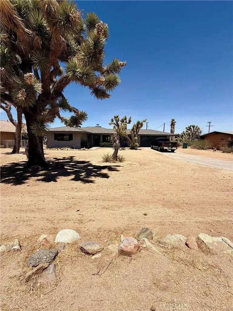 58282 Pueblo, Yucca Valley, CA 92284 - #2