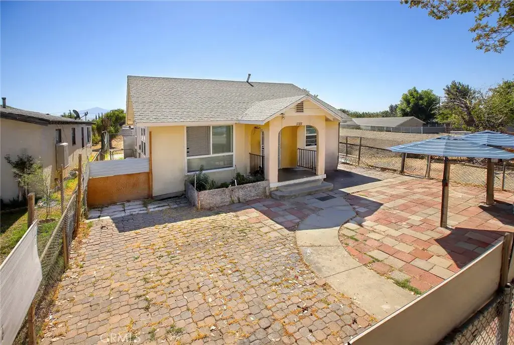 125 N Date Avenue, Rialto, CA 92376 - #1
