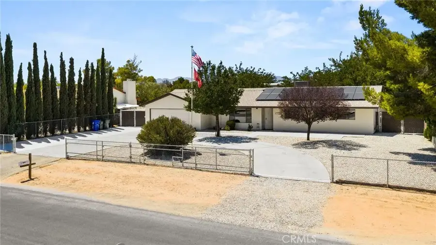 21960 Maumee Road, Apple Valley, CA 92308 - #2