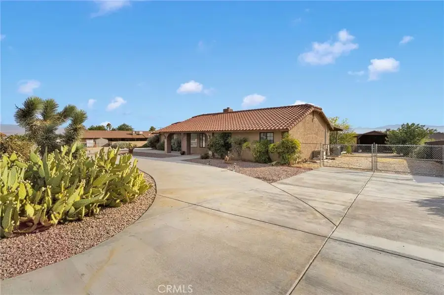 19025 Munsee, Apple Valley, CA 92307 - #3