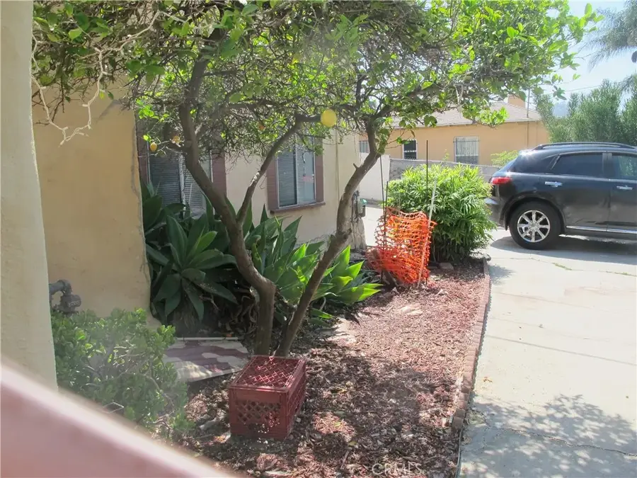 3000 Cazador, Los Angeles, CA 90065 - #3
