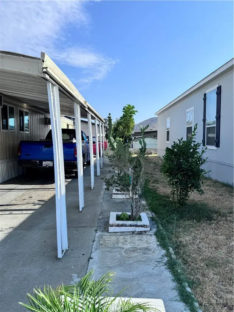 16860 Slover, Fontana, CA 92337 - #2