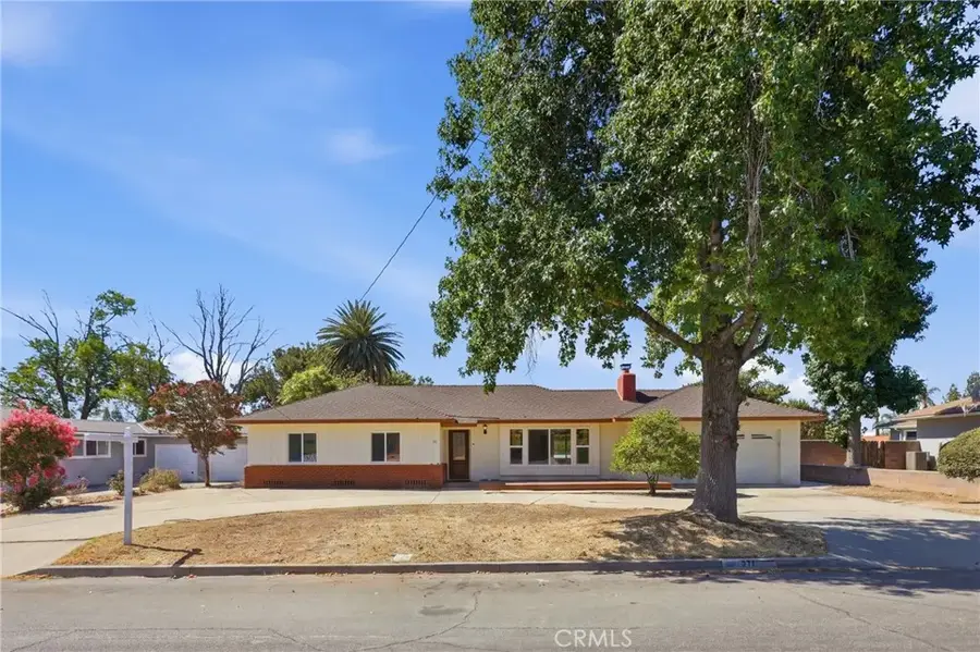 371 E Mariposa Drive, Rialto, CA 92376 - #2