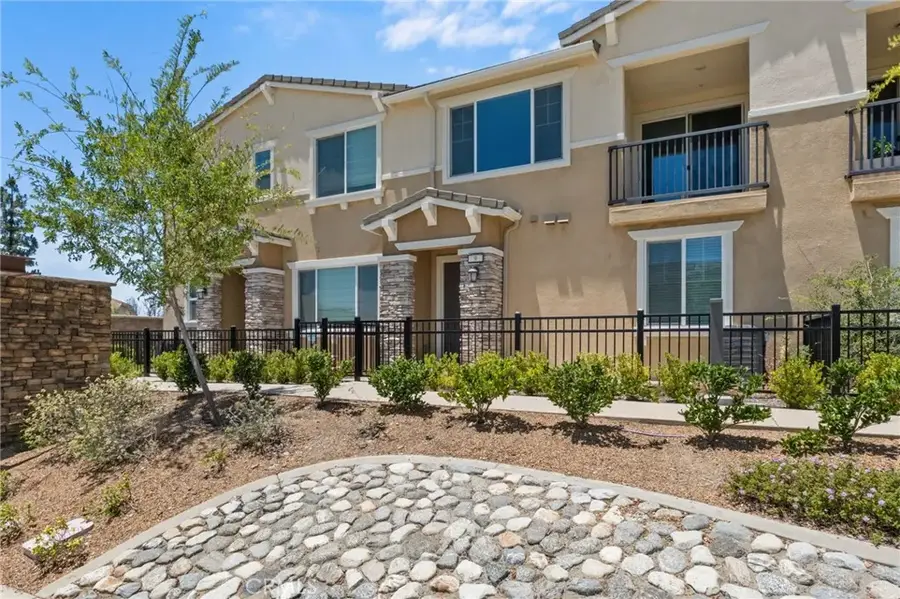 16571 Wyndham #9, Fontana, CA 92336 - #3