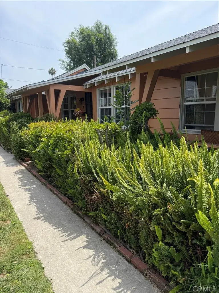 6030 Coldwater Canyon, North Hollywood, CA 91606 - #1