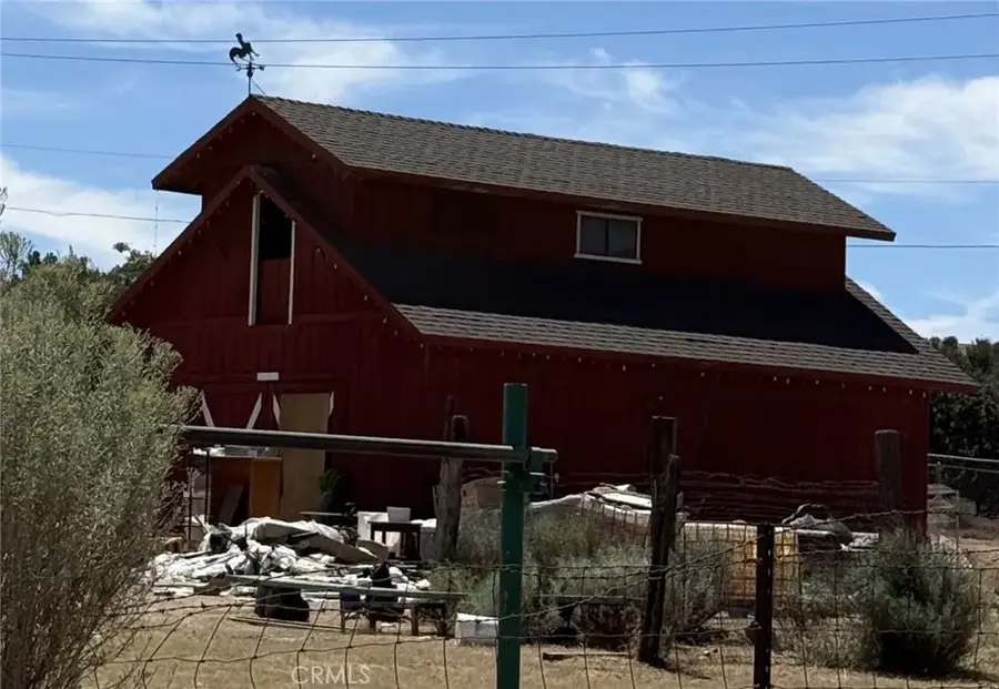 5037 Honeyhill, Hesperia, CA 92344 - #2