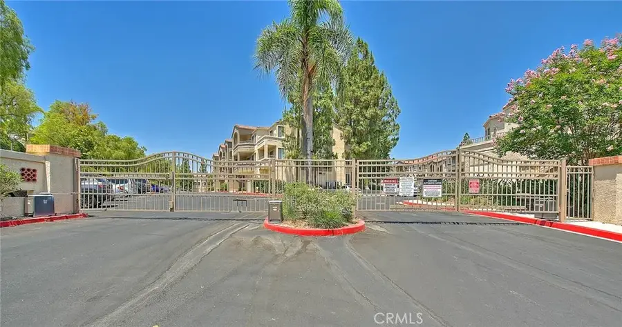 1015 La Terraza #304, Corona, CA 92879 - #2