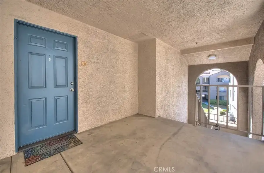 1015 La Terraza #304, Corona, CA 92879 - #3