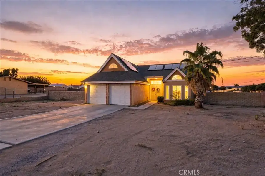 18170 Capri, Hesperia, CA 92345 - #2