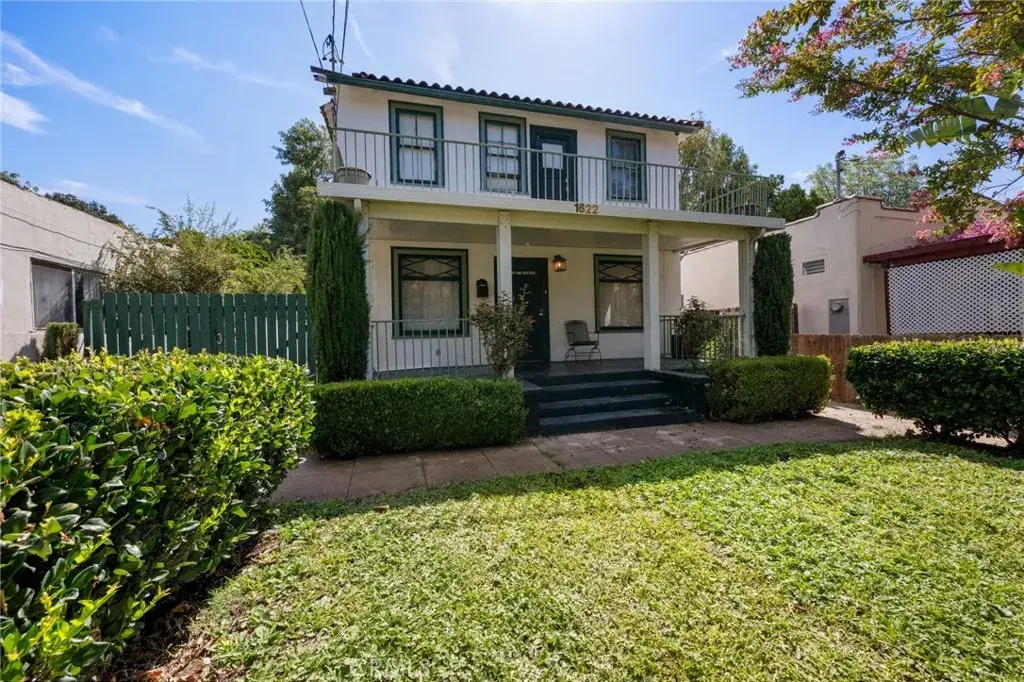 1622 Navarro, Pasadena, CA 91103 - #1