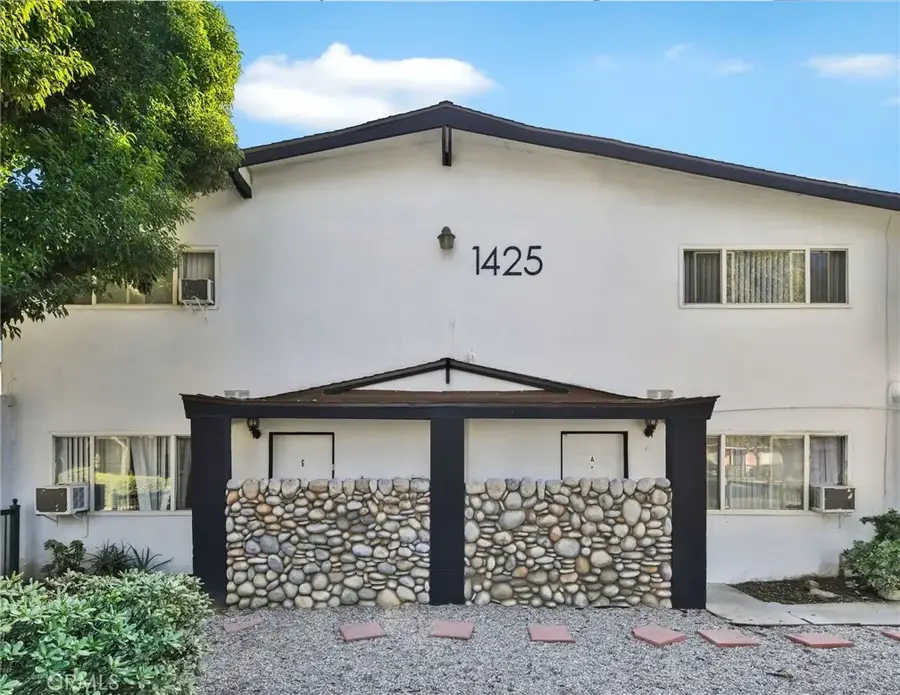 1425 W Stoneridge Court, Ontario, CA 91762 - #2