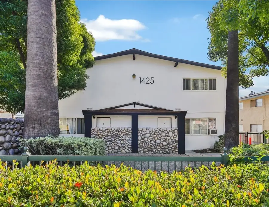 1425 W Stoneridge Court, Ontario, CA 91762 - #3