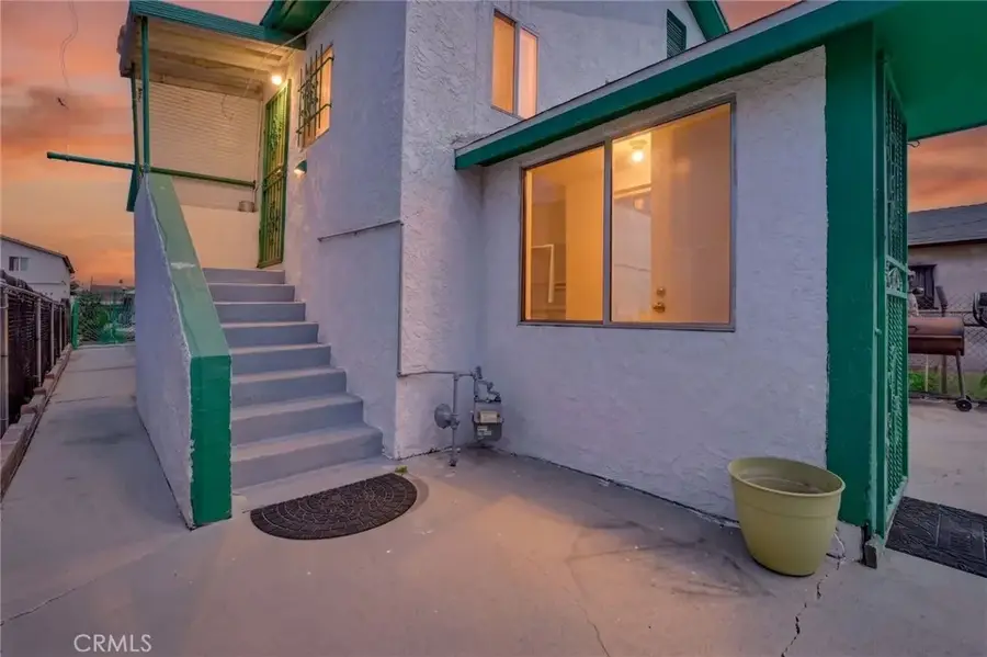 828 W 73rd Street, Los Angeles, CA 90044 - #3