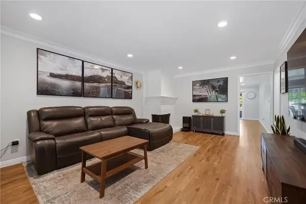 3131 Laurel Avenue #9, Fullerton, CA 92835