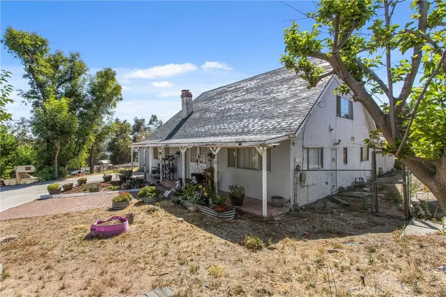 810 Hillyfield, San Bernardino, CA 92407 - #2