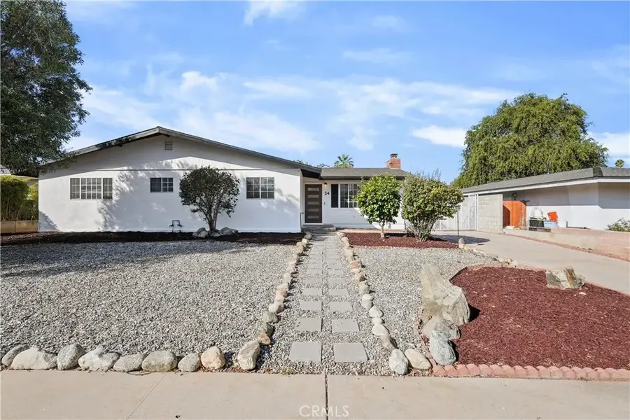 24 S Ash St, Redlands, CA 92373 - #2