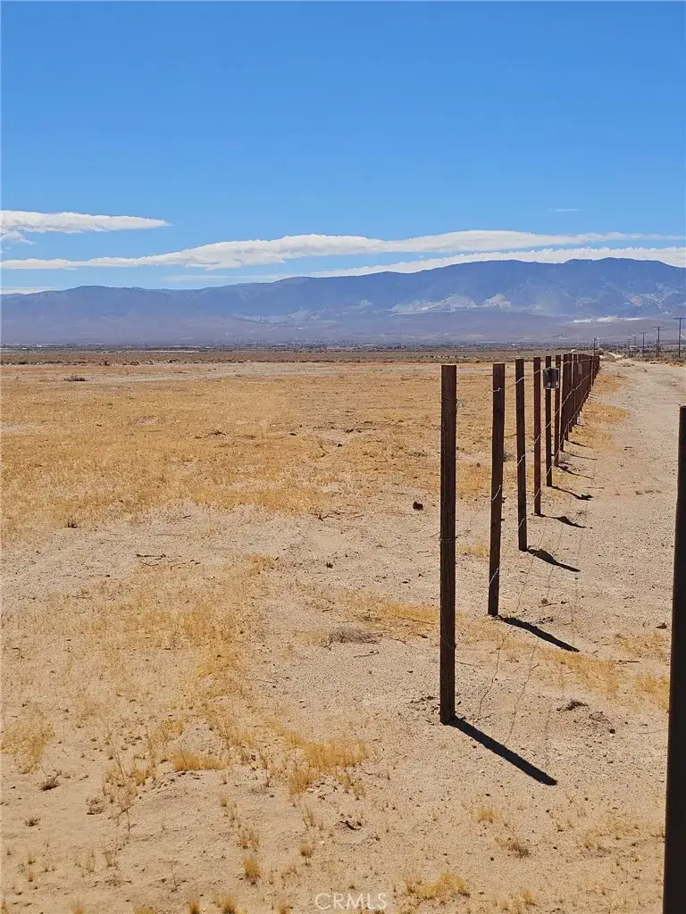 34525 Northside, Lucerne Valley, CA 92356 - #3