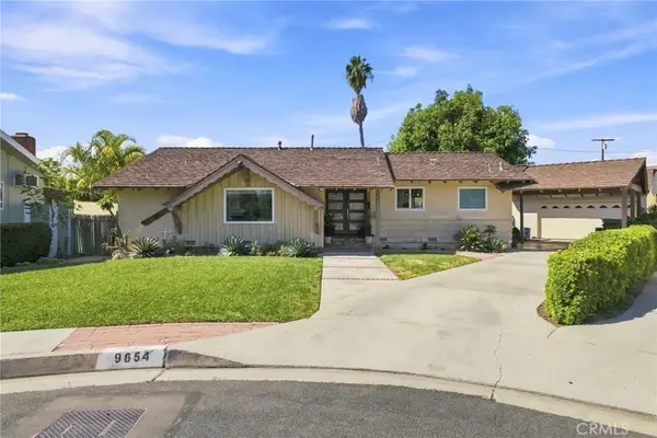 9654 La Reina, Downey, CA 90240