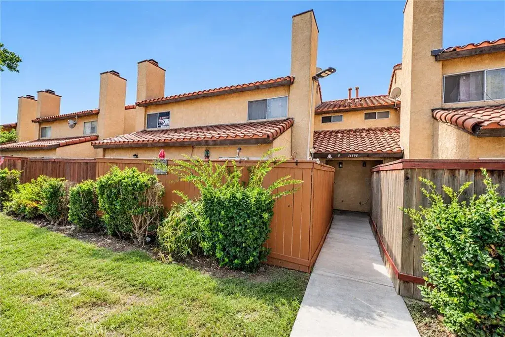 16595 Upland #F, Fontana, CA 92335 - #1