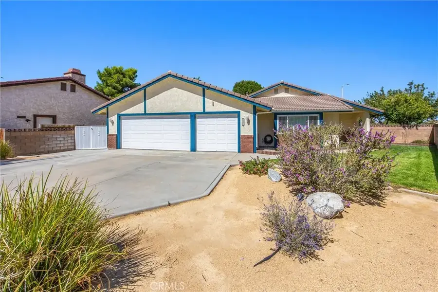 6371 Almond Valley, Quartz Hill, CA 93536 - #2