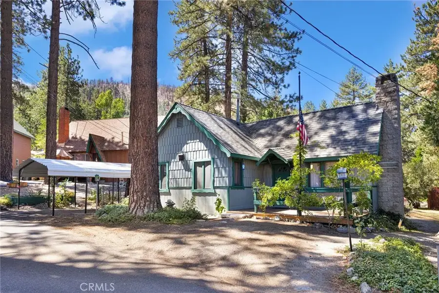 1038 Robin Ln., Wrightwood, CA 92397 - #2