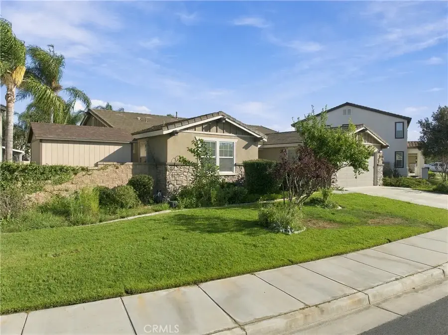 8294 Fall Creek Dr, Eastvale, CA 92880 - #2