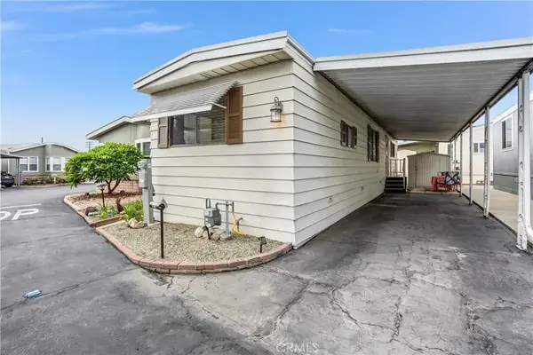 840 Foothill Vista Mhp #85, Azusa, CA 91702