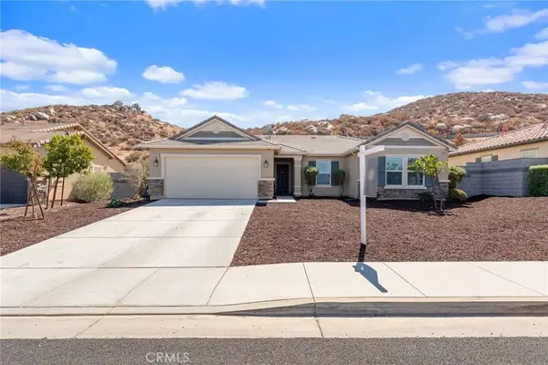 27837 Calle Talavera, Menifee, CA 92585