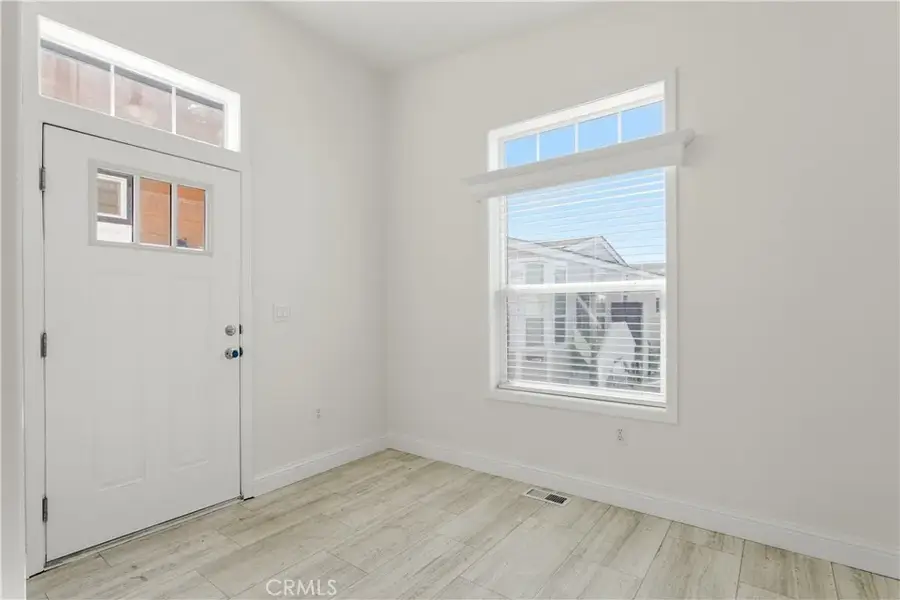 8250 Lankershim #80, North Hollywood, CA 91605 - #2