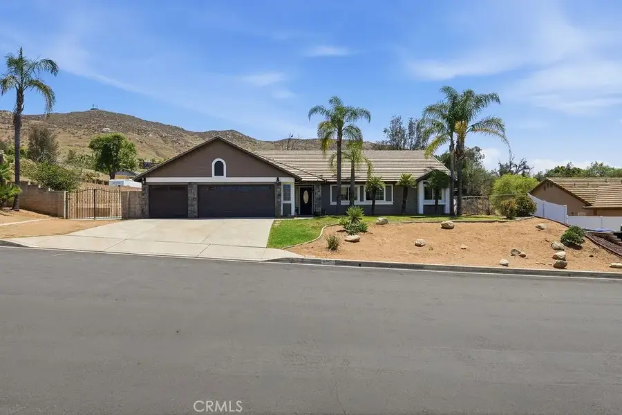 8097 Stonemist, Riverside, CA 92509 - #2