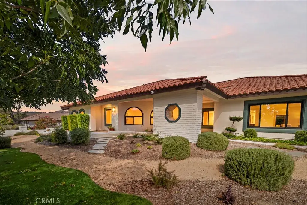 831 Pomello, Claremont, CA 91711 - #1