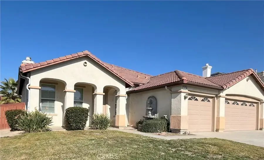 12758 Royal Palm Ln, Riverside, CA 92503 - #2