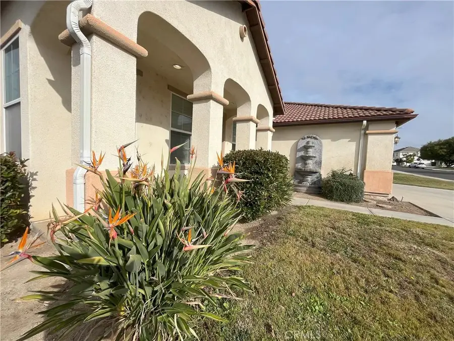 12758 Royal Palm Ln, Riverside, CA 92503 - #3