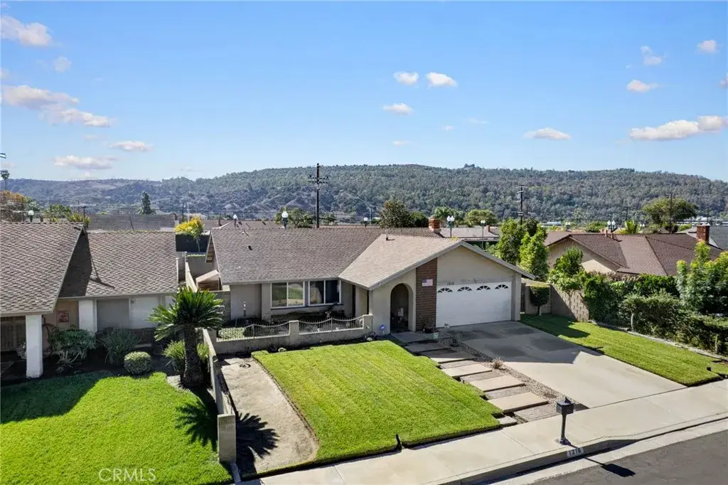 1216 Grossmont, Whittier, CA 90601 - #1