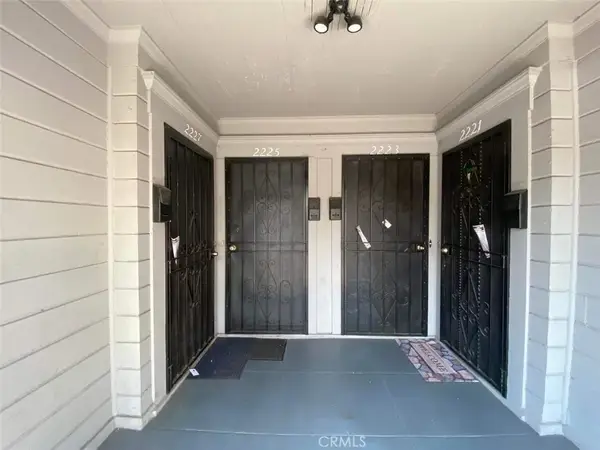 2221 Ellendale, Los Angeles, CA 90007