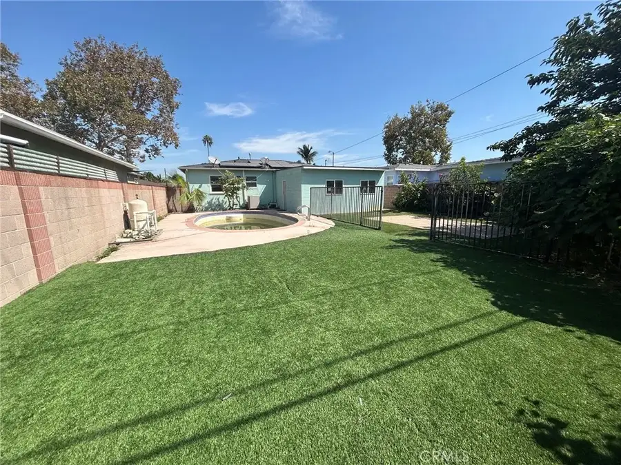 2736 E Jackson, Carson, CA 90810 - #3