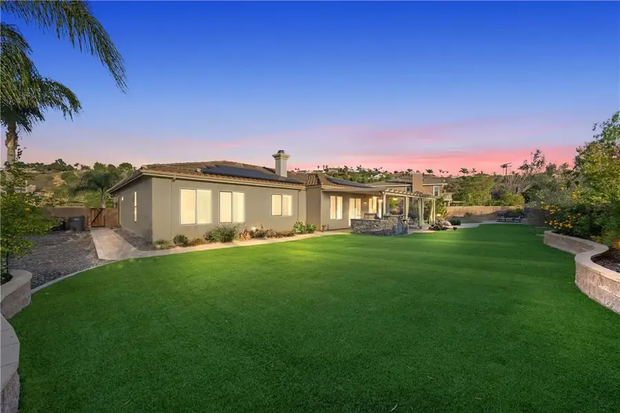 658 Barbre, Corona, CA 92879 - #3