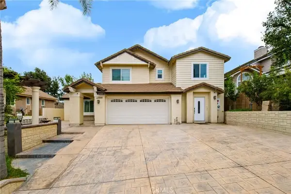 12043 Redwood, Fontana, CA 92337
