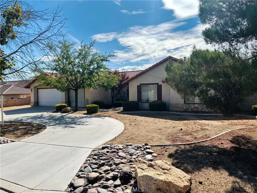 12996 Tawya Road, Apple Valley, CA 92308 - #2