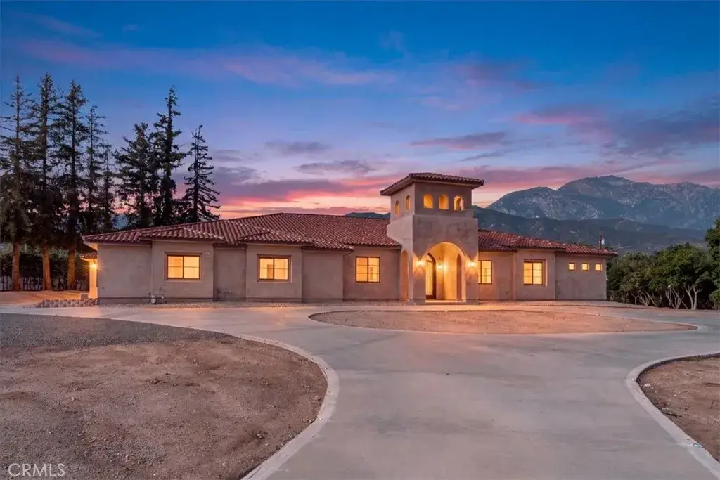 255 W 21st Street, Upland, CA 91784 - #1