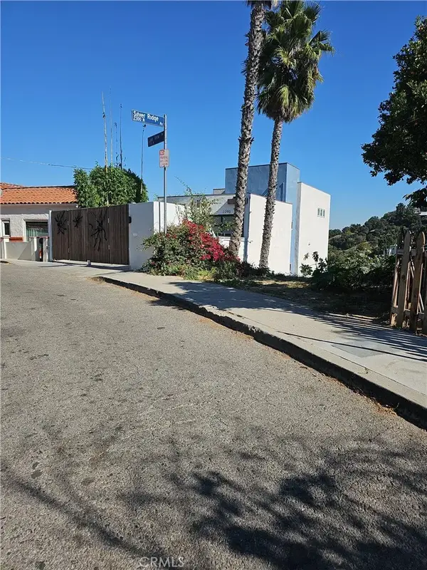 2286 Silver Ridge, Los Angeles, CA 90039