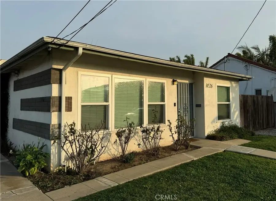 14526 Chadron Avenue, Gardena, CA 90249 - Image #2