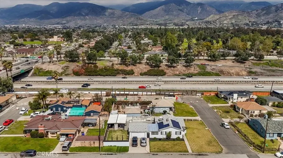 2908 Parkside Place, San Bernardino, CA 92404 - Image #2