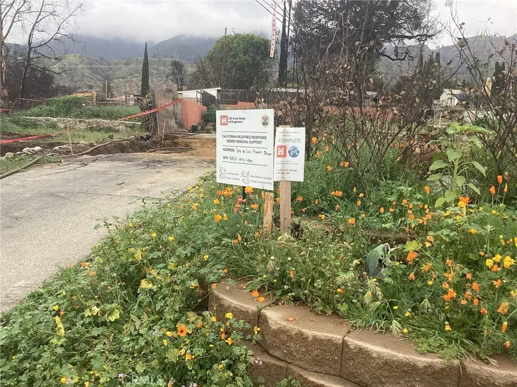 305 W Las Flores, Altadena, CA 91001 - Image #1