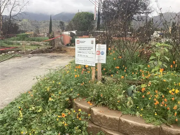 305 W Las Flores, Altadena, CA 91001