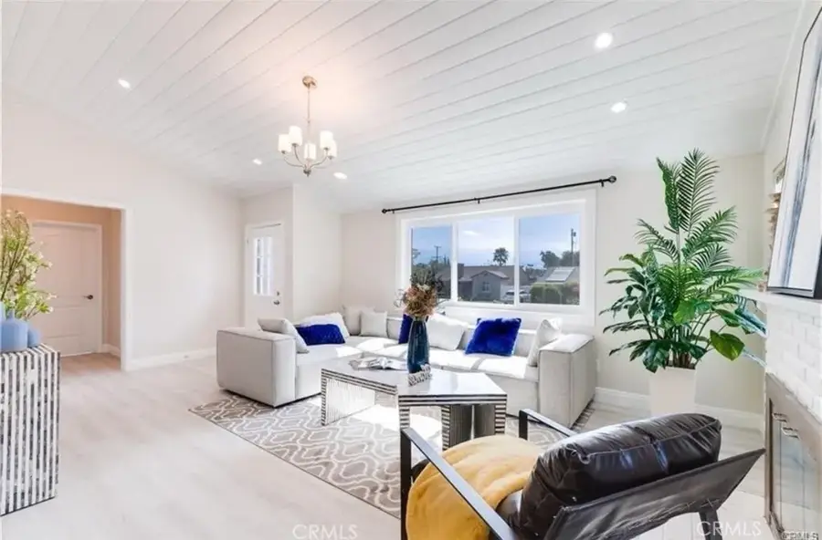 6171 Cleon Avenue, North Hollywood, CA 91606 - Image #3