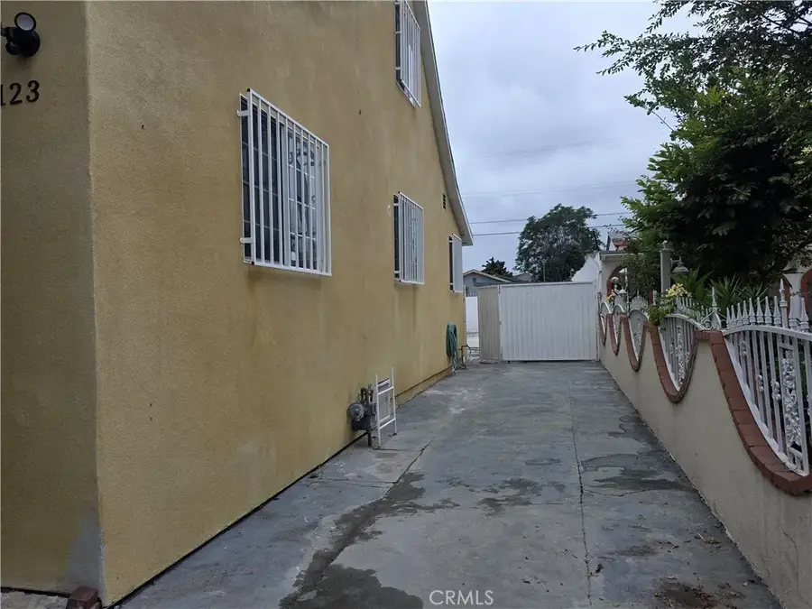 123 E Gage Avenue, Los Angeles, CA 90003 - Image #3